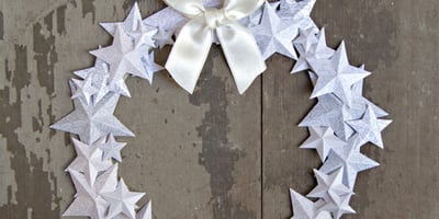 Couronne de l’Avent : D’étoiles en Papier pour Noël