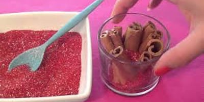 Faire bougie Ornée de Cannelle pour Noël - Trucs et Astuces