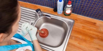 Comment Déboucher un Évier sans Produits Comment Déboucher un Évier sans Produits
