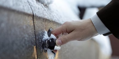 Comment Dégivrer une Serrure de Voiture Comment Dégivrer une Serrure de Voiture