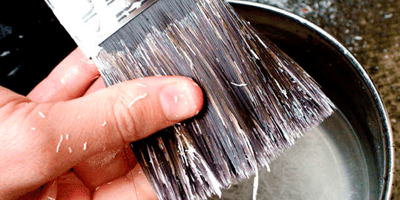 Comment Nettoyer Pinceaux et Rouleaux ?
