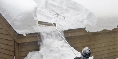 Comment se Débarrasser de la Neige sur le Toit