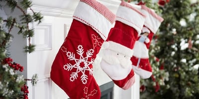 Des Idées pour Remplir les Bas de Noël de toute la Famille