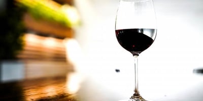 DU SUCRE DANS LE VIN