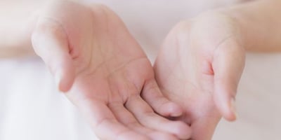 Faire Craquer ses Doigts est-il Vraiment Mauvais pour Nous ? Faire Craquer ses Doigts est-il Vraiment Mauvais pour Nous ?