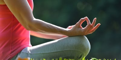 La Méditation Aide à Soulager L'anxiété: 4 Exemples