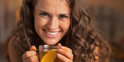 Reflux : Les Boissons à Éviter et Celles qu'on peut Boire Reflux : Les Boissons à Éviter et Celles qu'on peut Boire