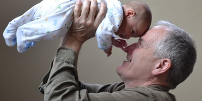 L’impact de la Canicule chez les Personnes Âgées et les Bébés