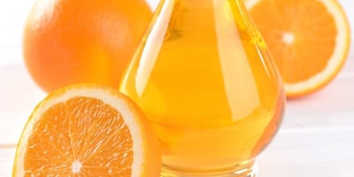 NETTOYANT NATUREL AUX ÉCORCES D’AGRUMES NETTOYANT NATUREL AUX ÉCORCES D’AGRUMES