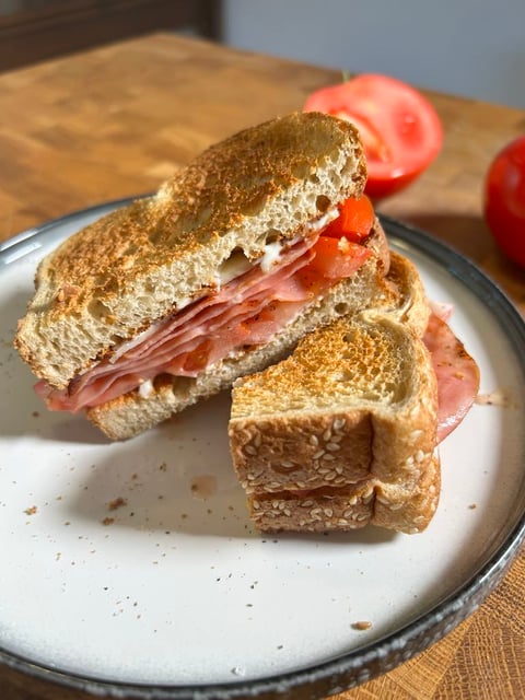 La meilleure sandwich aux tomates