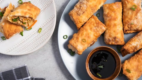 Pâtés Impériaux au Poulet Frits à l'air Chaud