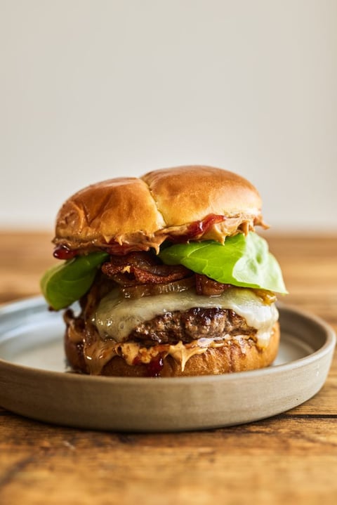 Hamburger au Beurre d’Arachide et à la Confiture