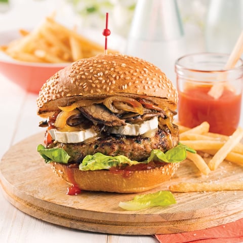 Burger de Porc, Pomme et Confit d’Oignons