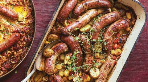 Fricassée de Saucisses de Toulouse aux Légumes d’Automne Rôtis