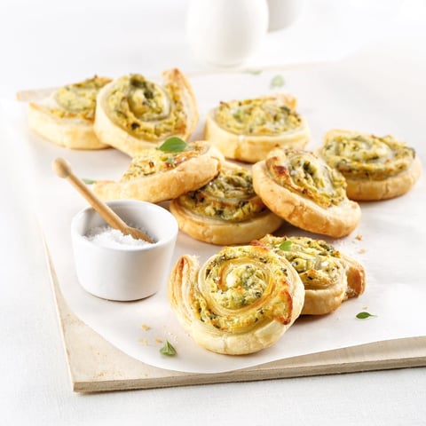 Roulades Feuilletées aux Épinards et Artichauts