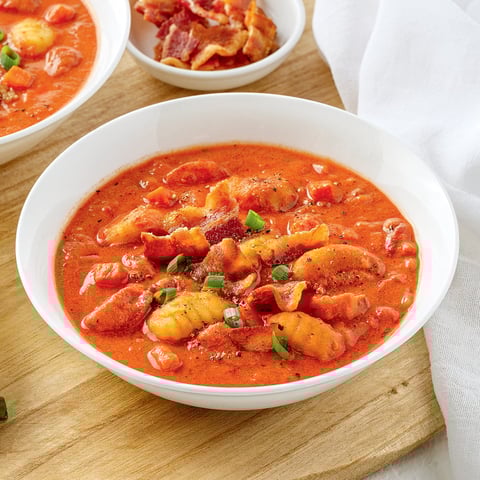 Soupe Crémeuse aux Tomates, Gnocchis et Bacon