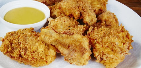 Poules de Cornouailles Croustillantes Sauce Miel et Moutarde