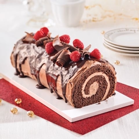 Bûche au Chocolat, Noisettes et Crème de Marrons