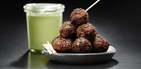 Boulettes D’Agneau, Sauce aux Herbes