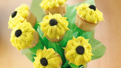 Bouquet de Petits Gâteaux en Tournesol