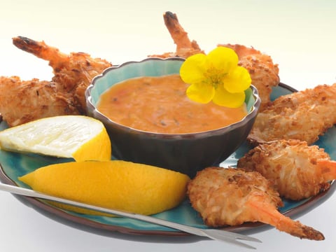 Crevettes à la Noix de Coco cuites au Four avec Trempette Piquante