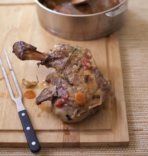 Epaule d’Agneau aux Carottes Tomate et Ail