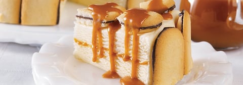 Gâteau à la Crème Glacée, aux Biscuits et au Caramel