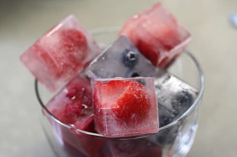 Glaçons aux Fruits Infusés de Vodka