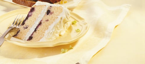 Gâteau Étagé aux Bleuets Glacé au Citron
