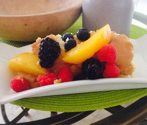 Gâteau Vanille Caramel et Fruits
