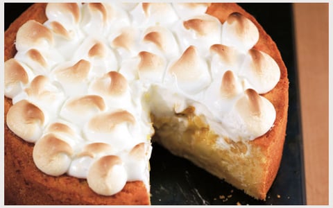 GÂTEAU AUX POMMES MERINGUÉ