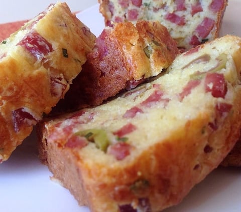 Le Cake au Jambon et aux Olives
