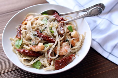 Linguine aux Crevettes, Crème et Tomates Séchées
