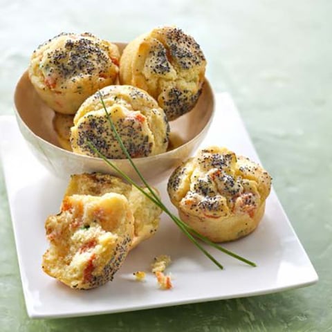 Muffins au Saumon Fumé et Graines de Pavot avec Fruit d’Or®