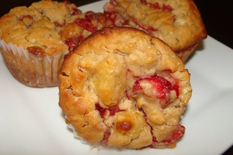 Muffins au Yogourt, Fraises et Ananas