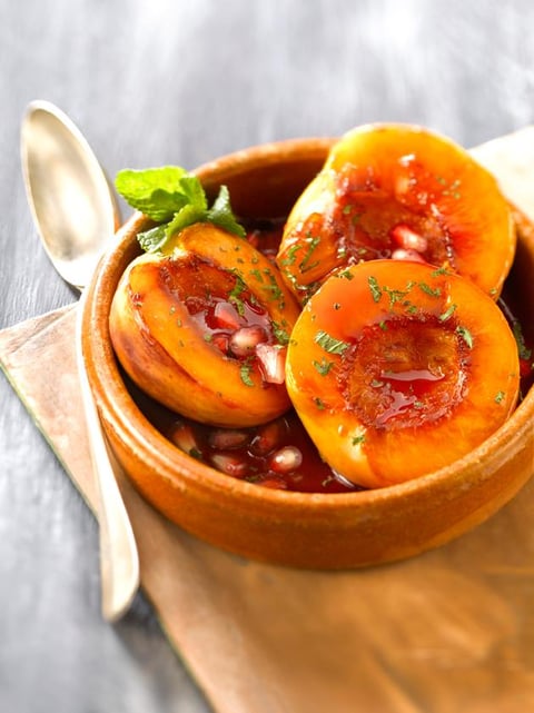 Nectarines Rôties dans un Sirop de Grenade