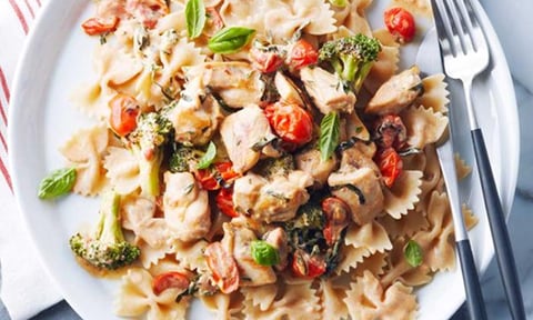Pâtes au Poulet et à la Sauce Crémeuse