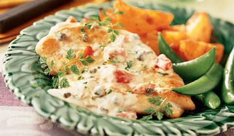 POULET AUX CÂPRES ET AUX POIVRONS ROUGES