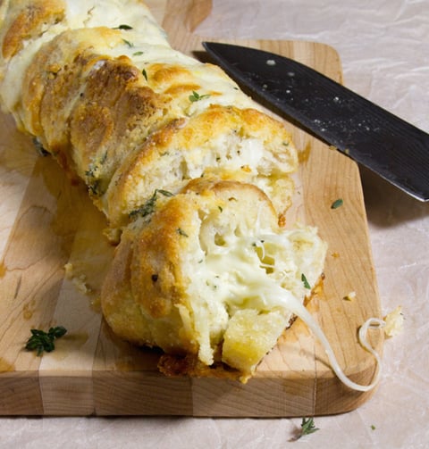Pain à L’ail au Fromage