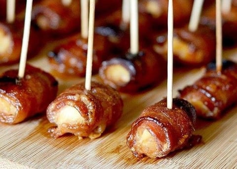Petites Bouchées de Poulet au Bacon à la Sriracha