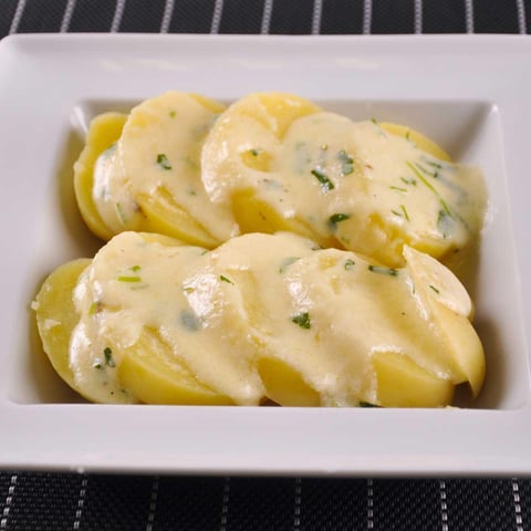 Pommes de Terre à la Crème Fraîche & aux Herbes