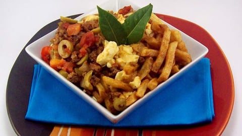Poutine Québécoise Revue à la Mexicaine