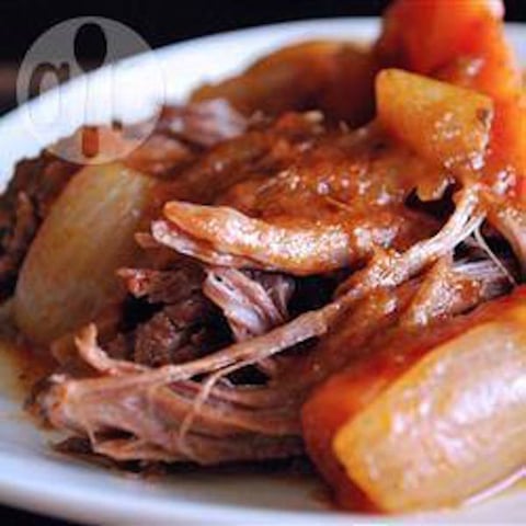 Rôti de Bœuf en Sauce Tomate
