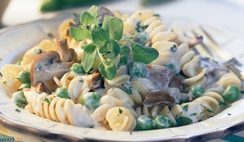 ROTINIS AUX CHAMPIGNONS ET AUX PETITS POIS