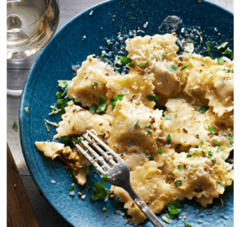Raviolis avec Sauce au Citron et au Beurre Noisette