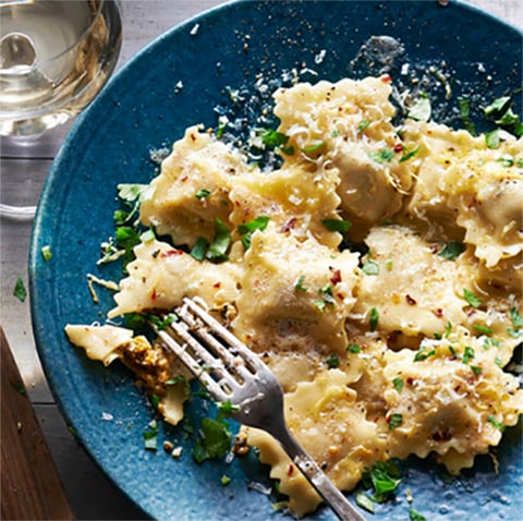 Raviolis avec Sauce au Citron et au Beurre Noisette