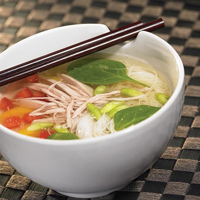 Soupe à la Dinde et aux Vermicelles de Riz