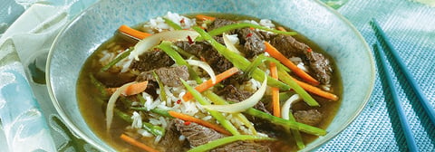 Soupe au Boeuf et aux Pois Mange-tout Épicée à L’asiatique