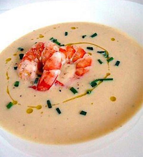Soupe de Pois Chiches et sa Garniture de Crevettes