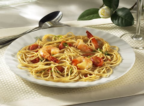 Spaghettini aux Crevettes, au Basilic et aux Tomates
